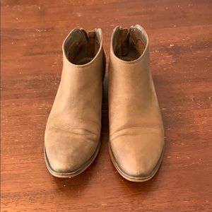 Vintage Tan Leather Booties